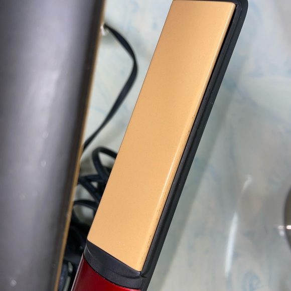 Chi straightener
